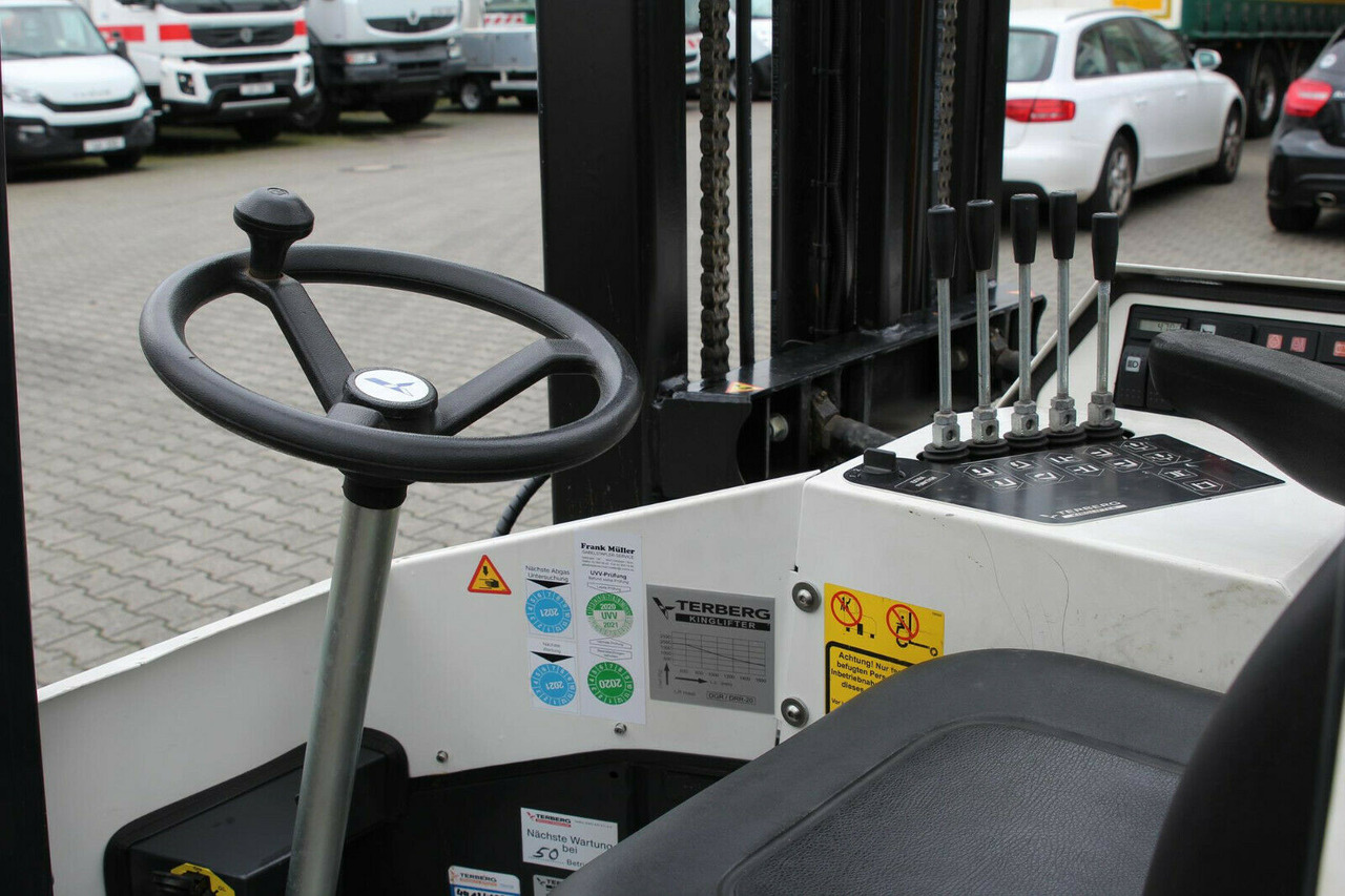 Terberg Kinglifter TKL-M1x3 Mitnahmestapler 470h - Empilhadeira a diesel: foto 5 Terberg Kinglifter TKL-M1x3 Mitnahmestapler 470h - Empilhadeira a diesel: foto 5