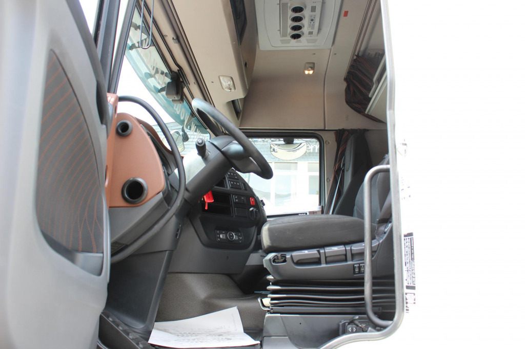 Daf XF 480 SC Retarder ACC LDWS Standklima Kühlbox - Tractor: foto 4 Daf XF 480 SC Retarder ACC LDWS Standklima Kühlbox - Tractor: foto 4