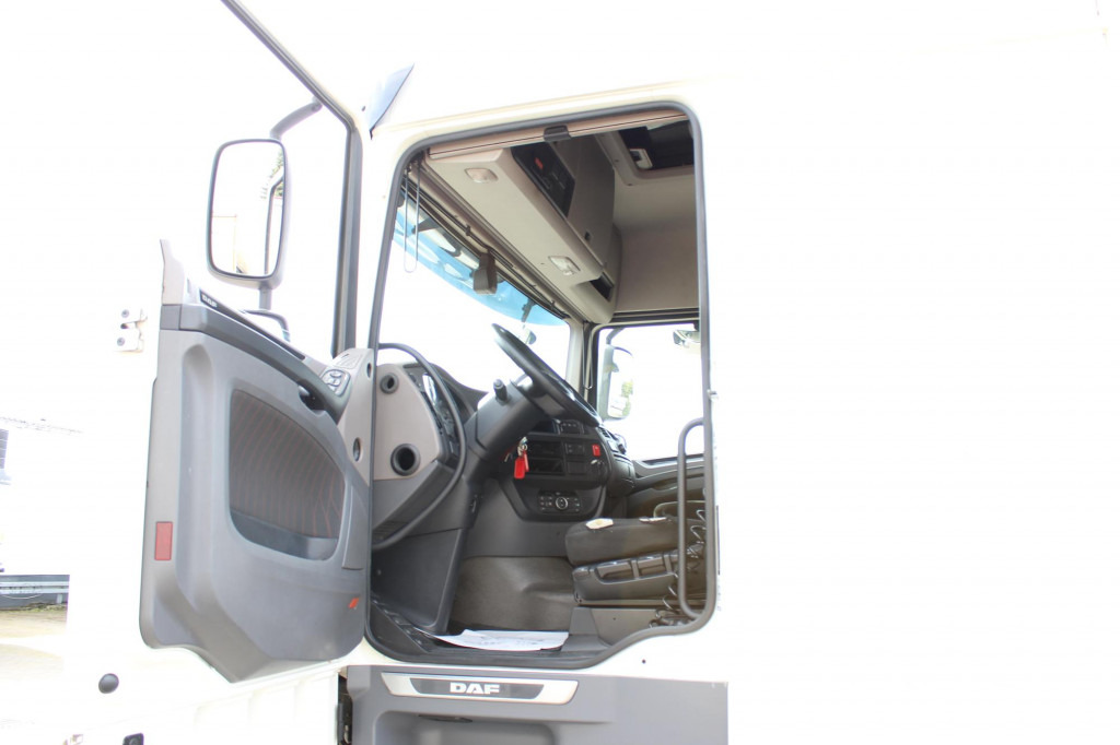 Daf XF 530 SC Retarder ACC LDW Kühlbox Vollspoiler - Tractor: foto 5 Daf XF 530 SC Retarder ACC LDW Kühlbox Vollspoiler - Tractor: foto 5