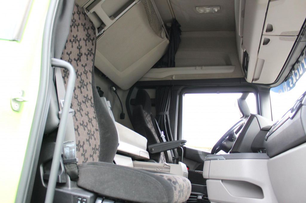 Scania S 500 Retarder Kühlbox Alufelgen Navi Vollspoiler - Tractor: foto 3 Scania S 500 Retarder Kühlbox Alufelgen Navi Vollspoiler - Tractor: foto 3