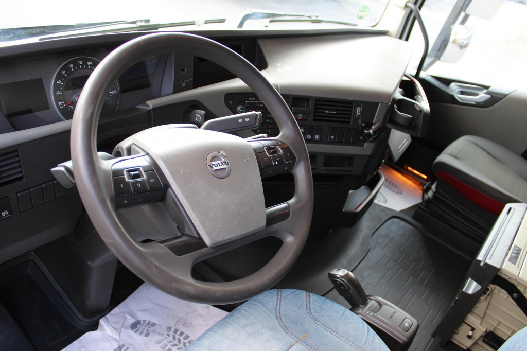 Volvo FH 500 E6 Globe I-Shift I-Park Cool Kühlbox - Tractor: foto 4 Volvo FH 500 E6 Globe I-Shift I-Park Cool Kühlbox - Tractor: foto 4