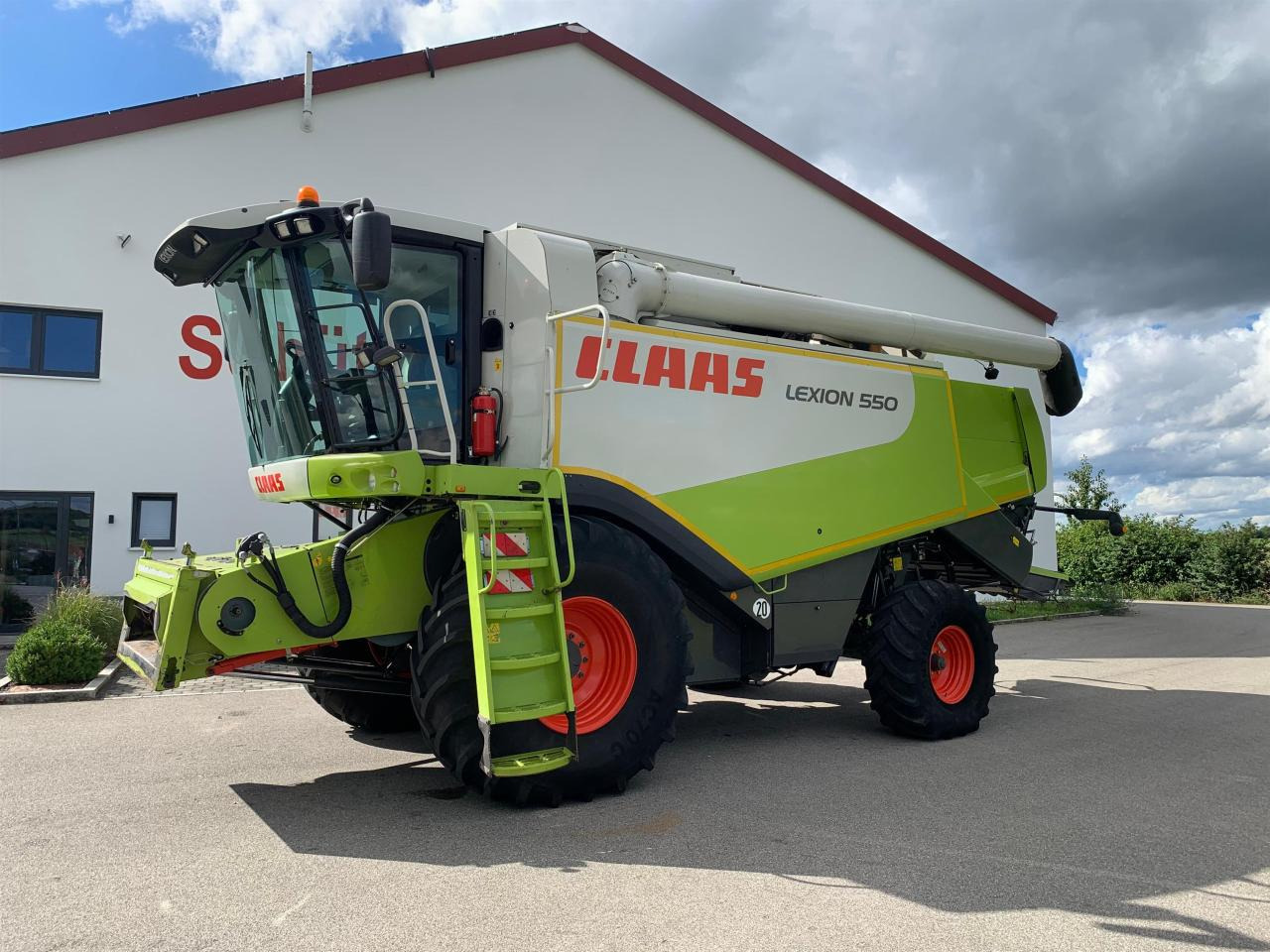 CLAAS Lexion 550, SW V660, 3D, Klimaautomatik - Ceifeira debulhadora: foto 2 CLAAS Lexion 550, SW V660, 3D, Klimaautomatik - Ceifeira debulhadora: foto 2