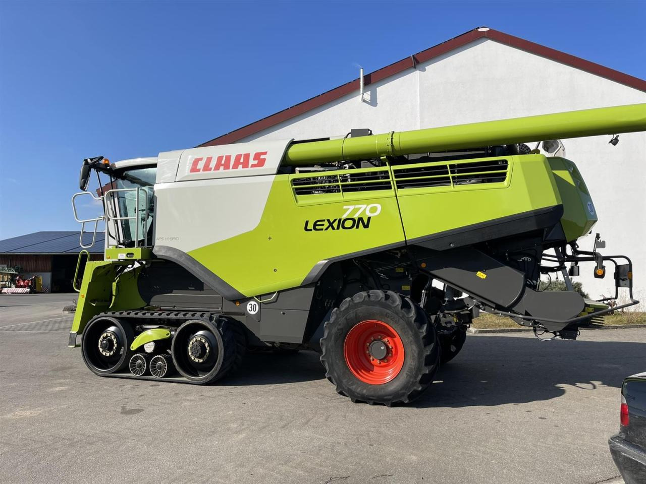 CLAAS Lexion 770TT Modell C76 mit CEMOS AUTOMATIC und Schneidwerk V1230 - Ceifeira debulhadora: foto 3 CLAAS Lexion 770TT Modell C76 mit CEMOS AUTOMATIC und Schneidwerk V1230 - Ceifeira debulhadora: foto 3