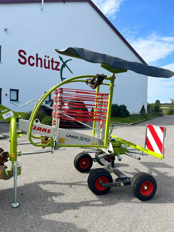 CLAAS Liner 370 Tandem / NEU und UNBENUTZT / Baujahr 202 - Ancinho enleirador: foto 1 CLAAS Liner 370 Tandem / NEU und UNBENUTZT / Baujahr 202 - Ancinho enleirador: foto 1