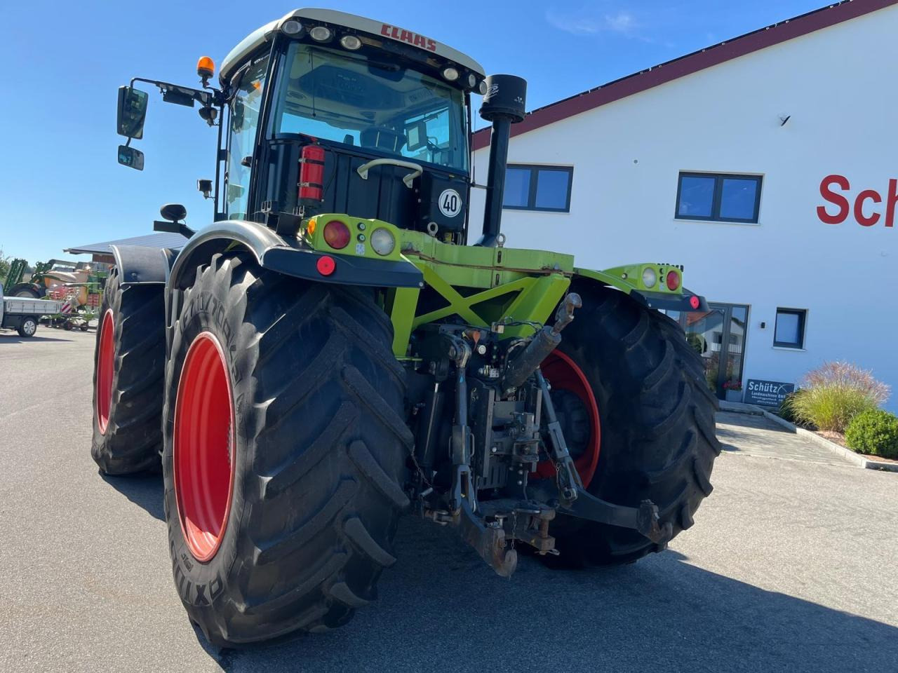 CLAAS Xerion 3800 Trac PTO mit GPS S3 mit Frontkraftheber und Heckzapfwelle, kommt vom Erstbesitzer, gepfl - Trator: foto 4 CLAAS Xerion 3800 Trac PTO mit GPS S3 mit Frontkraftheber und Heckzapfwelle, kommt vom Erstbesitzer, gepfl - Trator: foto 4