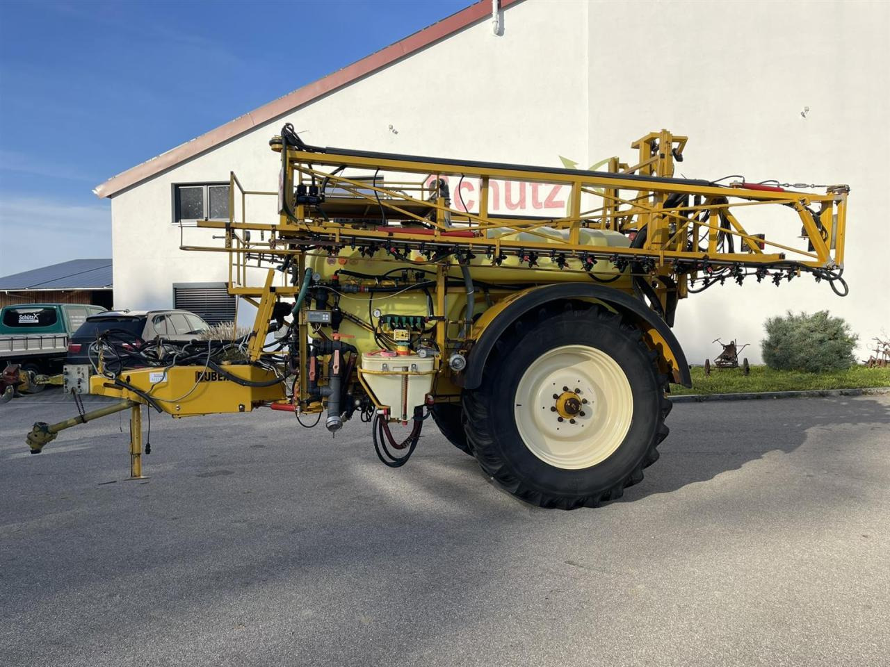Dubex Vector mit Lenkung, 4.000 Liter Tankvolumen, 28m, Spray Control, Tank Control - Pulverizador de arrastar: foto 2 Dubex Vector mit Lenkung, 4.000 Liter Tankvolumen, 28m, Spray Control, Tank Control - Pulverizador de arrastar: foto 2