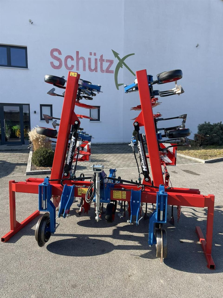 Hatzenbichler 6-reihiges Hackgerät, 75 cm Abstand, TOP Zustand - Maquina para lavrar a terra: foto 1 Hatzenbichler 6-reihiges Hackgerät, 75 cm Abstand, TOP Zustand - Maquina para lavrar a terra: foto 1