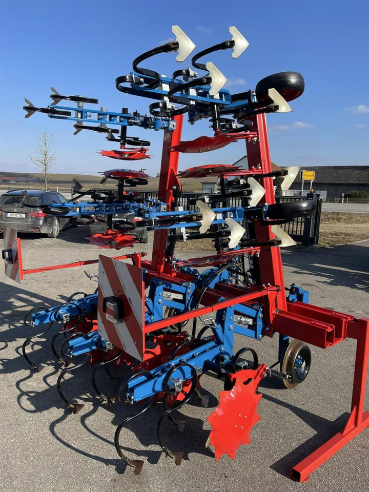 Hatzenbichler 6-reihiges Hackgerät, 75 cm Abstand, TOP Zustand - Maquina para lavrar a terra: foto 3 Hatzenbichler 6-reihiges Hackgerät, 75 cm Abstand, TOP Zustand - Maquina para lavrar a terra: foto 3