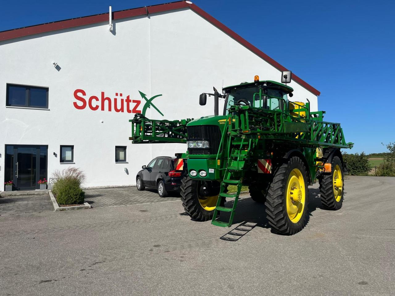 John Deere 5430i, Autotrac SF 3000, hydr. Spurverstellung - Pulverizador automotor: foto 1 John Deere 5430i, Autotrac SF 3000, hydr. Spurverstellung - Pulverizador automotor: foto 1