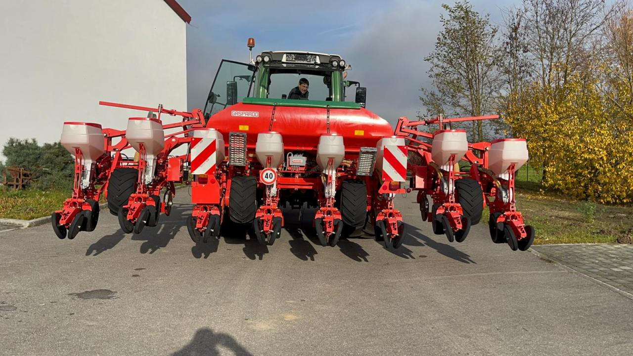 Maschio Gaspardo Mirka 8-reihig ISOBUS Reihendüngung - Semeadeira: foto 5 Maschio Gaspardo Mirka 8-reihig ISOBUS Reihendüngung - Semeadeira: foto 5