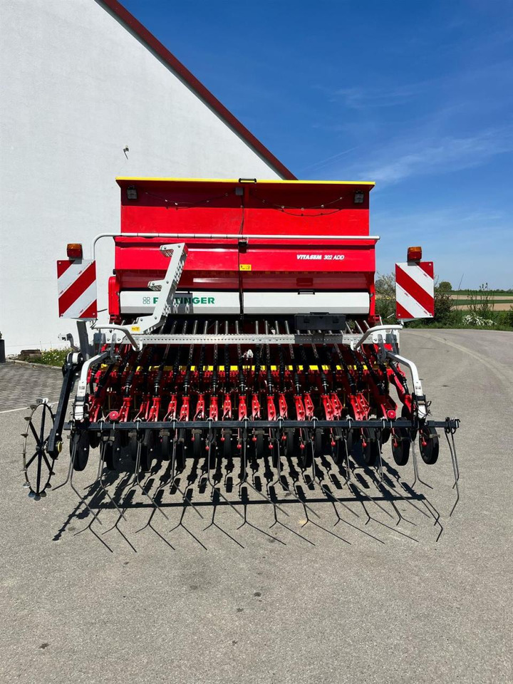 Pöttinger 3m Vitasem 302 ADD, Lion 303.12 WG - Semeadora combinada: foto 4 Pöttinger 3m Vitasem 302 ADD, Lion 303.12 WG - Semeadora combinada: foto 4