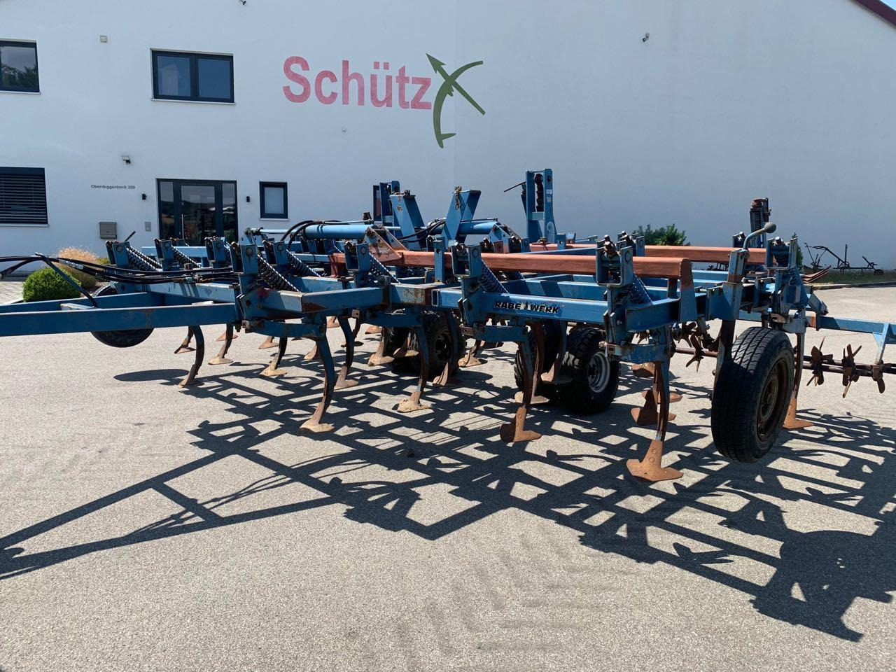 Rabe Grubber mit Spatenrollegge, 4-balkig - Cultivador: foto 1 Rabe Grubber mit Spatenrollegge, 4-balkig - Cultivador: foto 1