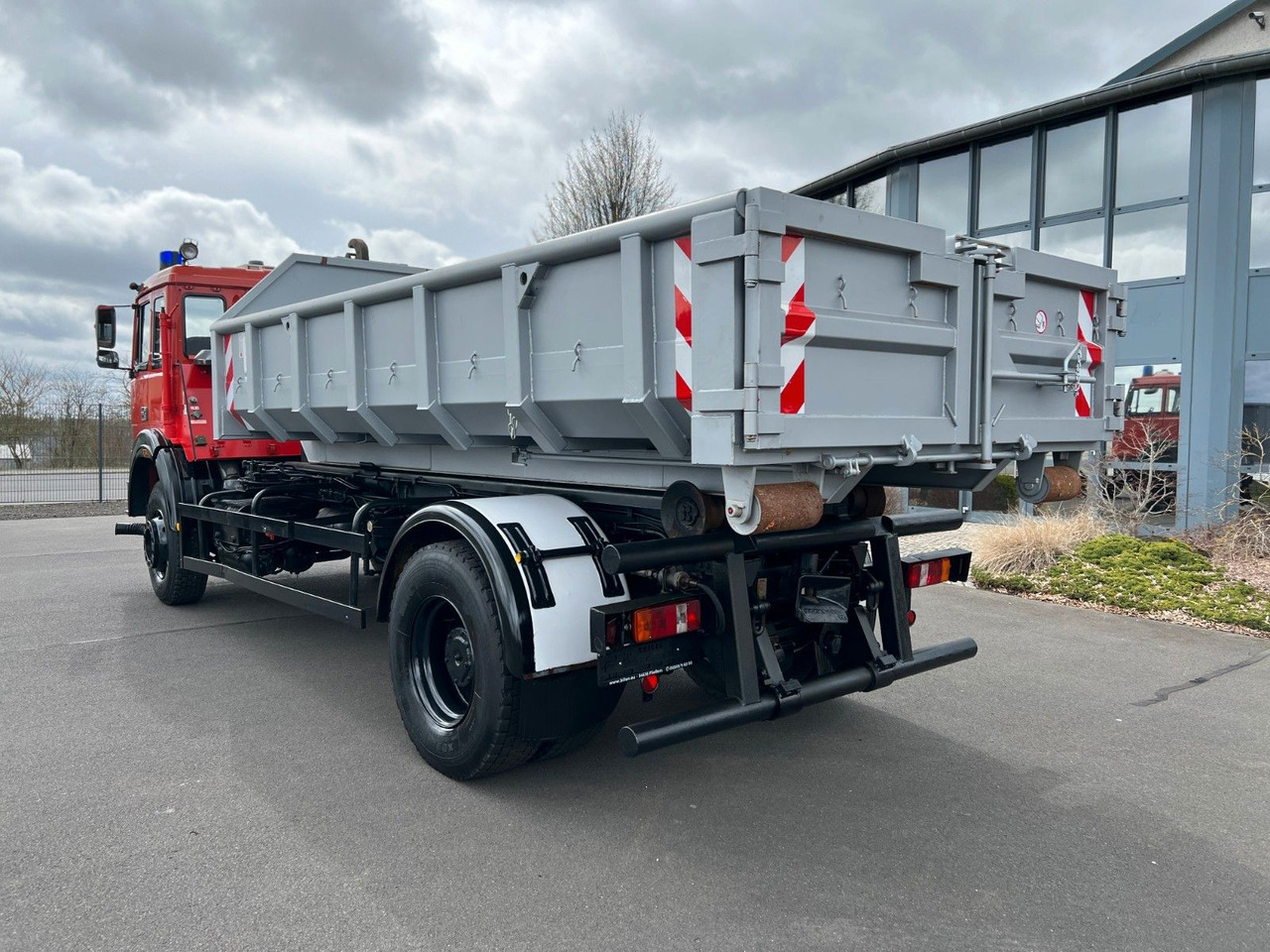 Iveco Magirus Turbo 160-30 AH - Oldtimer- V 8 - Motor Iveco Magirus Turbo 160-30 AH - Oldtimer- V 8 - Motor - Camião polibenne: foto 5 Iveco Magirus Turbo 160-30 AH - Oldtimer- V 8 - Motor Iveco Magirus Turbo 160-30 AH - Oldtimer- V 8 - Motor - Camião polibenne: foto 5