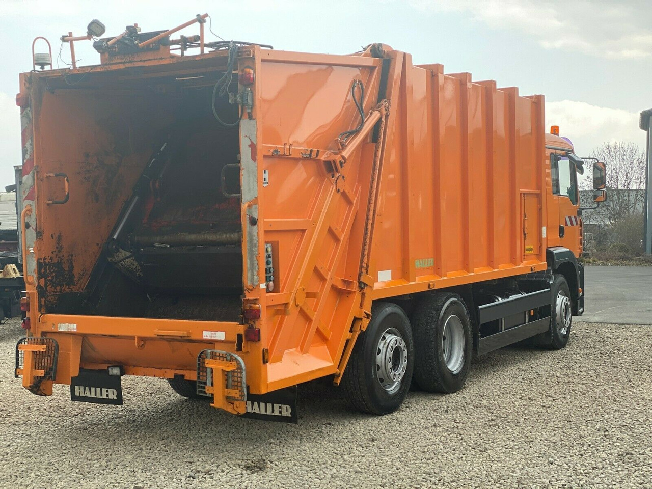 MAN TGA 28.310 6x2 Haller X 2 Partikelfilter MAN TGA 28.310 6x2 Haller X 2 Partikelfilter - Caminhão de lixo: foto 4 MAN TGA 28.310 6x2 Haller X 2 Partikelfilter MAN TGA 28.310 6x2 Haller X 2 Partikelfilter - Caminhão de lixo: foto 4