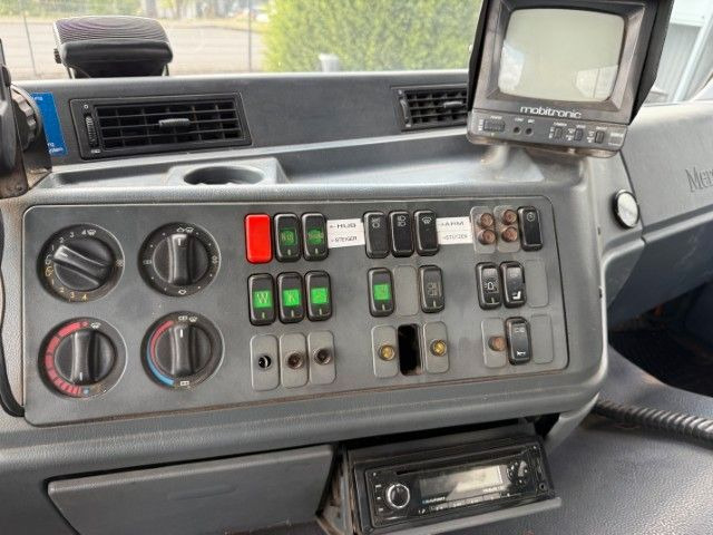 Mercedes-Benz Actros 2031 4x4 Hydraulik + Wechselsystem - Camião chassi: foto 5 Mercedes-Benz Actros 2031 4x4 Hydraulik + Wechselsystem - Camião chassi: foto 5