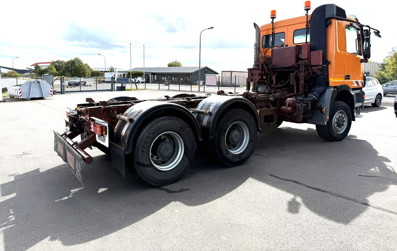 Mercedes-Benz Actros 3340 6x6 Dautel Wechselsystem + Kupplung - Camião chassi: foto 4 Mercedes-Benz Actros 3340 6x6 Dautel Wechselsystem + Kupplung - Camião chassi: foto 4