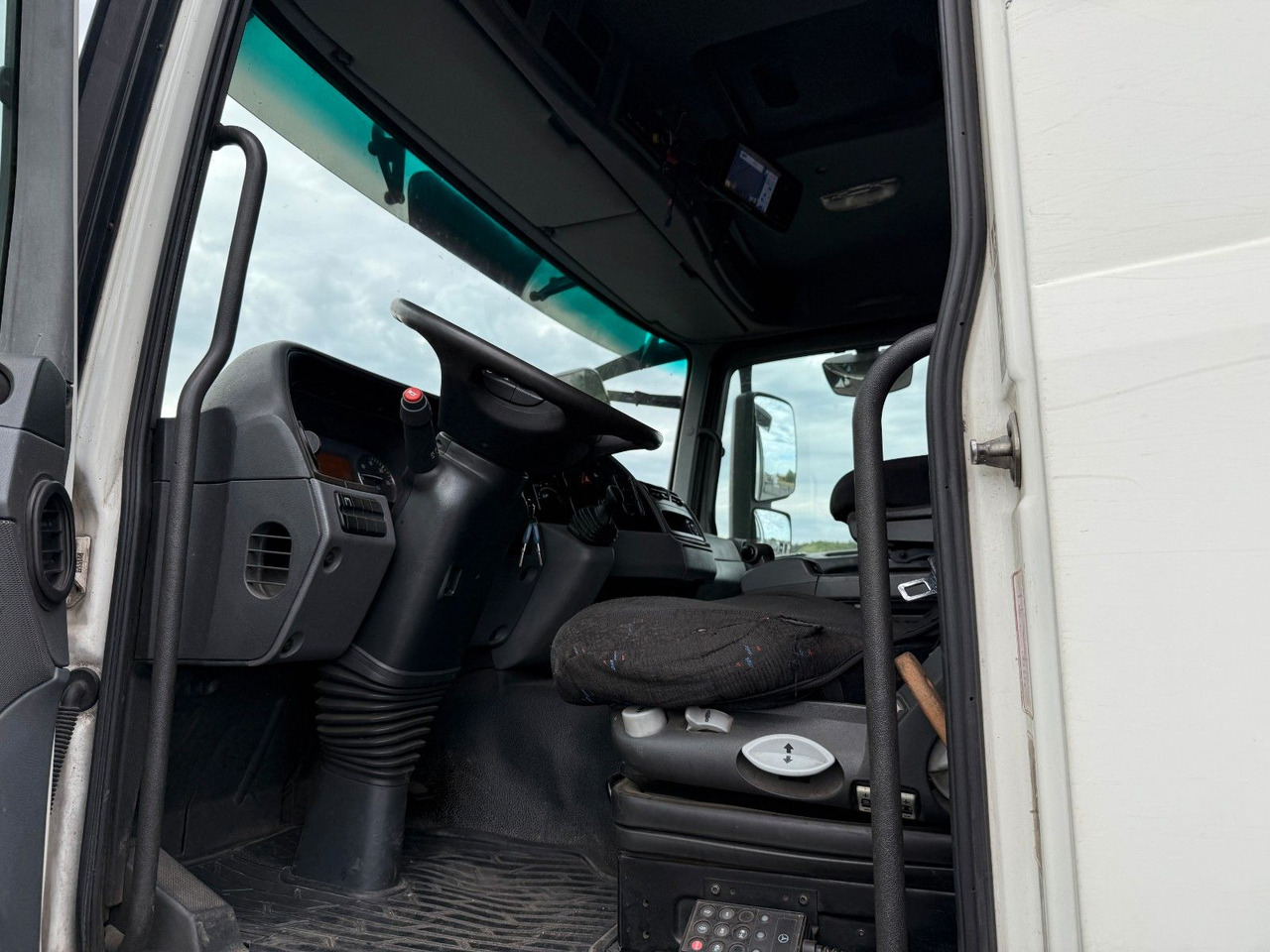 Mercedes-Benz Actros MP3 2532 6x2 Faun Rotorpress 521 - Caminhão de lixo: foto 4 Mercedes-Benz Actros MP3 2532 6x2 Faun Rotorpress 521 - Caminhão de lixo: foto 4