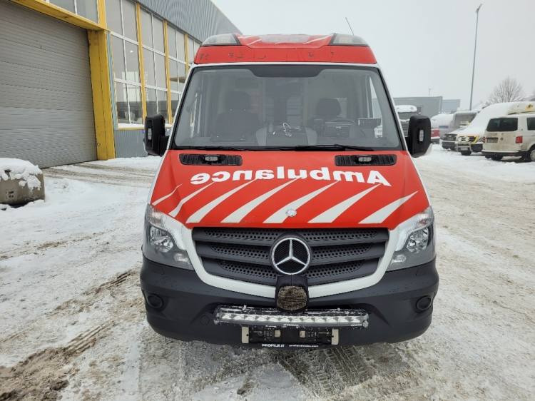 MERCEDES – BENZ SPRINTER 3.0D AMBULANCE (PROFILE) KLIMA 7.2015 EURO 6 - Ambulância: foto 3 MERCEDES – BENZ SPRINTER 3.0D AMBULANCE (PROFILE) KLIMA 7.2015 EURO 6 - Ambulância: foto 3