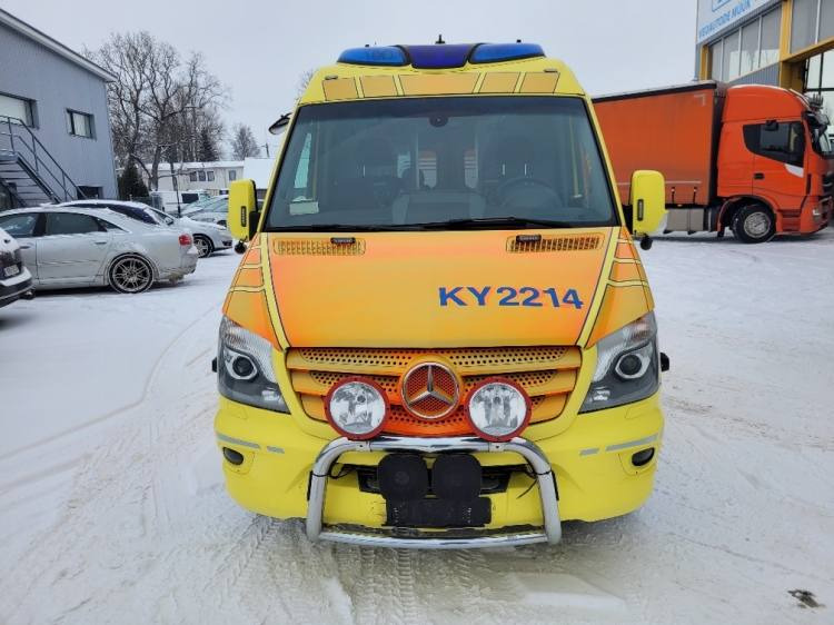 MERCEDES – BENZ SPRINTER 3.0D AMBULANCE (TAMLANS) KLIMA, 11.2016, EURO 6 - Ambulância: foto 3 MERCEDES – BENZ SPRINTER 3.0D AMBULANCE (TAMLANS) KLIMA, 11.2016, EURO 6 - Ambulância: foto 3