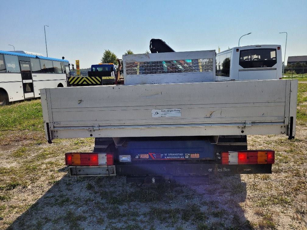 MERCEDES – BENZ SPRINTER 616CDI HIAB 027-2 Crane 10.2004 - Carrinha de caixa aberta: foto 5 MERCEDES – BENZ SPRINTER 616CDI HIAB 027-2 Crane 10.2004 - Carrinha de caixa aberta: foto 5