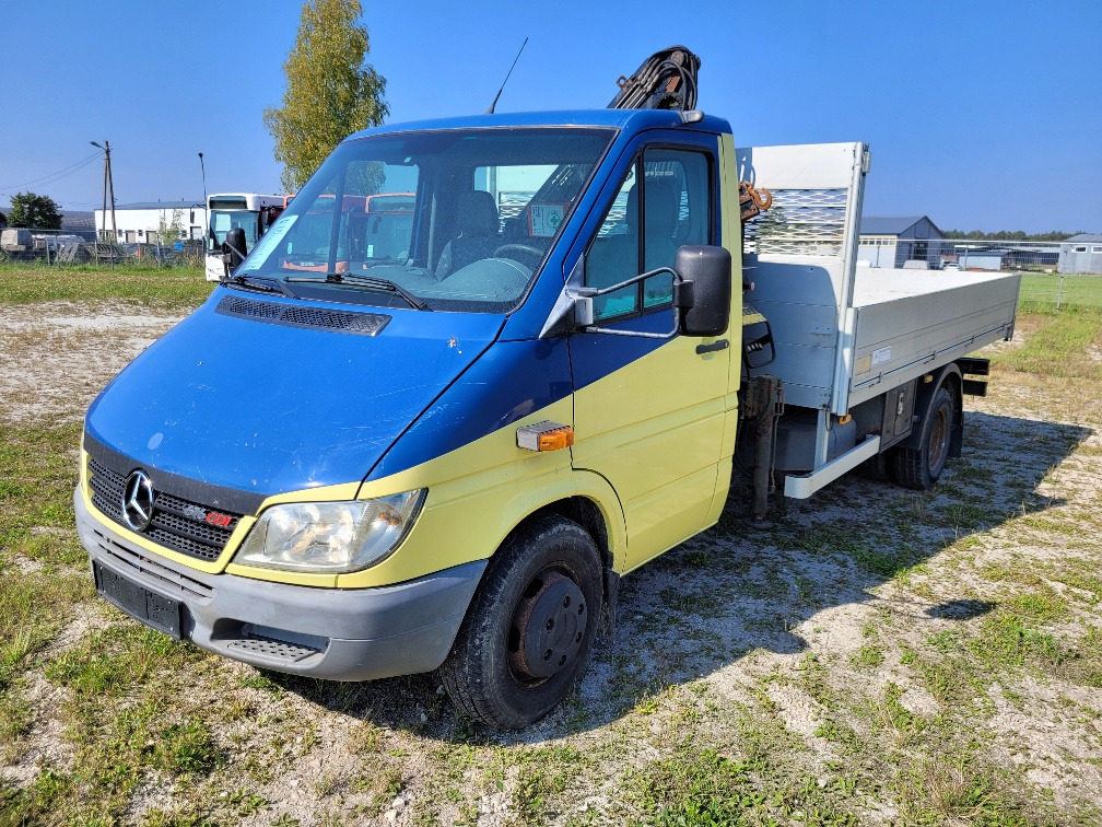 MERCEDES – BENZ SPRINTER 616CDI HIAB 027-2 Crane 10.2004 - Carrinha de caixa aberta: foto 2 MERCEDES – BENZ SPRINTER 616CDI HIAB 027-2 Crane 10.2004 - Carrinha de caixa aberta: foto 2