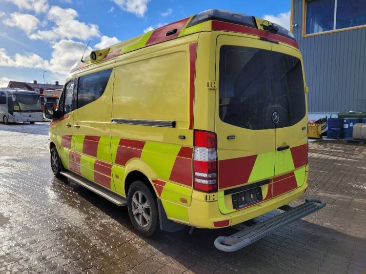 MERCEDES – BENZ SPRINTER AMBULANCE (PROFILE) KLIMA 2.2016 EURO 6 - Ambulância: foto 3 MERCEDES – BENZ SPRINTER AMBULANCE (PROFILE) KLIMA 2.2016 EURO 6 - Ambulância: foto 3