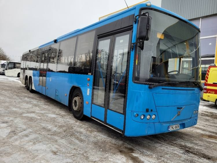 VOLVO B12BLE 8700 KLIMA, 8.2010, EURO 5, RAMP, 58 seats, 14,7m - Ônibus suburbano: foto 1 VOLVO B12BLE 8700 KLIMA, 8.2010, EURO 5, RAMP, 58 seats, 14,7m - Ônibus suburbano: foto 1