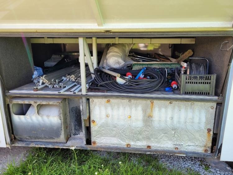 VOLVO B12M BERKHOF AXIAL70 MOTORHOME KLIMA 3.2003 - Autocarro: foto 5 VOLVO B12M BERKHOF AXIAL70 MOTORHOME KLIMA 3.2003 - Autocarro: foto 5