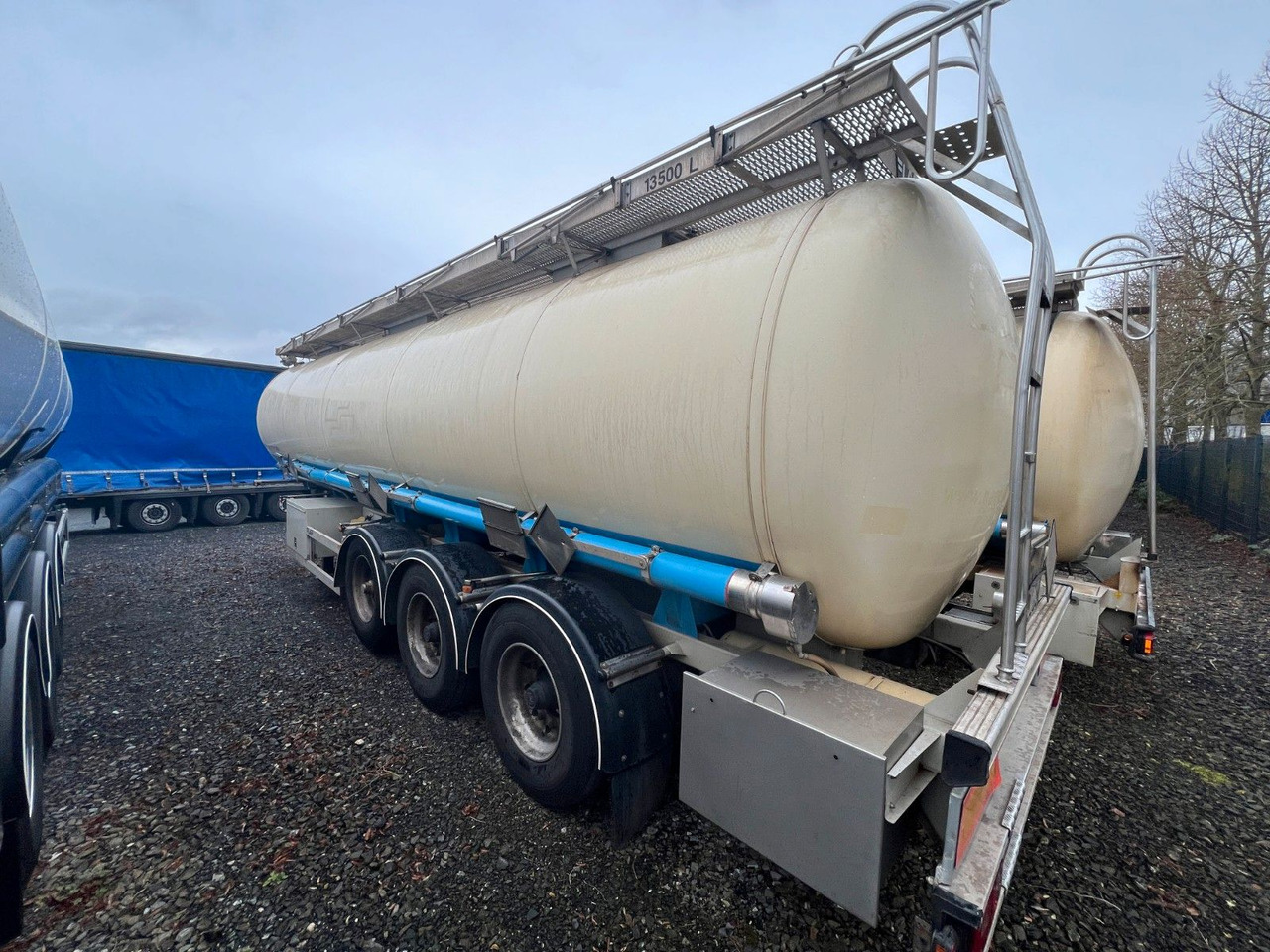 Lag 32000 l Lebensmitteltank mit 3 Kammern, ADR - Semirreboque tanque: foto 5 Lag 32000 l Lebensmitteltank mit 3 Kammern, ADR - Semirreboque tanque: foto 5