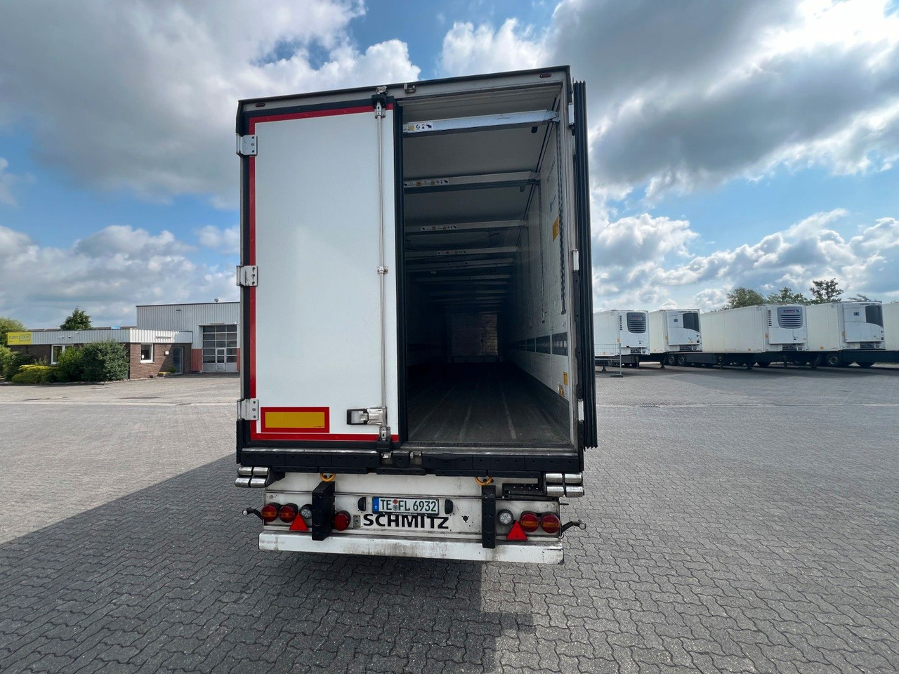 Schmitz Cargobull SKO 24/L - 13.4 FP 45 Cool V7, TK SLXi 400 - Semi-reboque frigorífico: foto 4 Schmitz Cargobull SKO 24/L - 13.4 FP 45 Cool V7, TK SLXi 400 - Semi-reboque frigorífico: foto 4