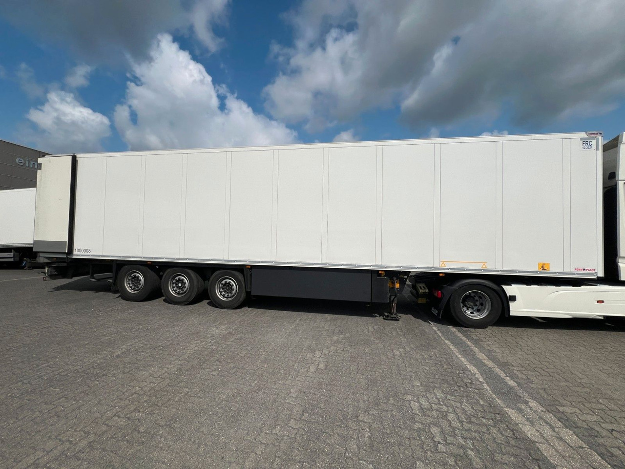 Schmitz Cargobull SKO 24/L - 13.4 FP 45 Cool V7, TK SLXi 400 - Semi-reboque frigorífico: foto 2 Schmitz Cargobull SKO 24/L - 13.4 FP 45 Cool V7, TK SLXi 400 - Semi-reboque frigorífico: foto 2