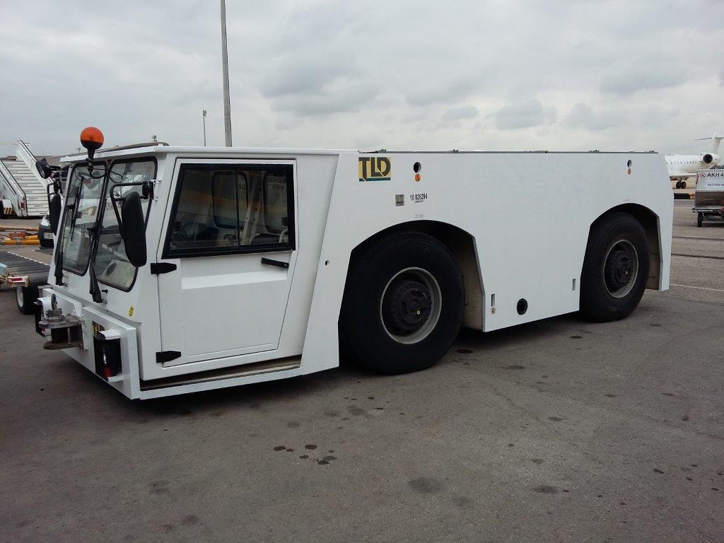 Pushback TLD TMX400-27 - Trator de push-back: foto 1 Pushback TLD TMX400-27 - Trator de push-back: foto 1