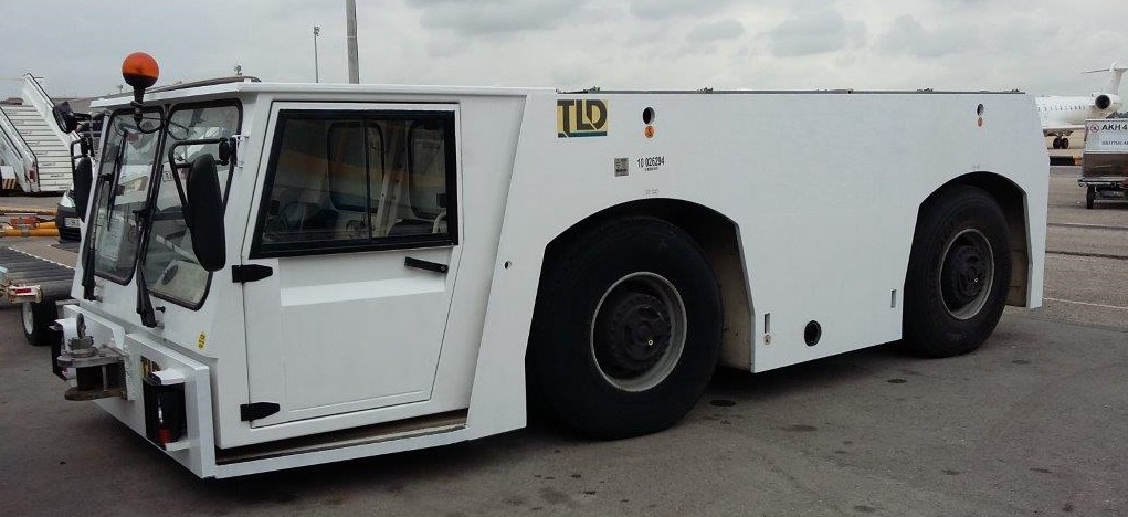 Pushback Tractor TLD TMX400-26 - Trator de push-back: foto 2 Pushback Tractor TLD TMX400-26 - Trator de push-back: foto 2