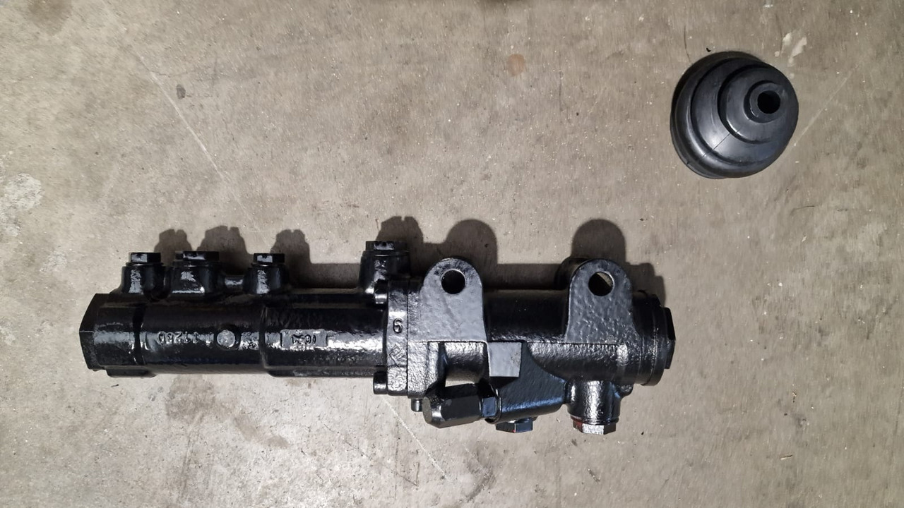 TLD JET16 - brake cylinder - Trator de bagagem por Trator de bagagem: foto 1 TLD JET16 - brake cylinder - Trator de bagagem por Trator de bagagem: foto 1
