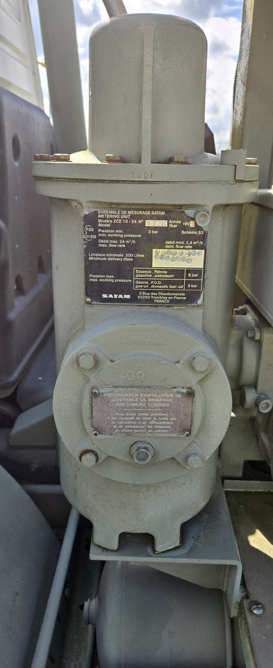 Renault JetA1 - Veículo municipal/ Especial: foto 4 Renault JetA1 - Veículo municipal/ Especial: foto 4