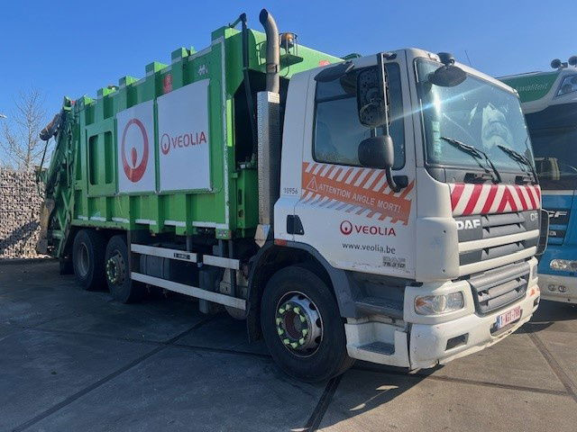 DAF CF 310 FAG75.310 CF 6x2 - Caminhão de lixo: foto 1 DAF CF 310 FAG75.310 CF 6x2 - Caminhão de lixo: foto 1