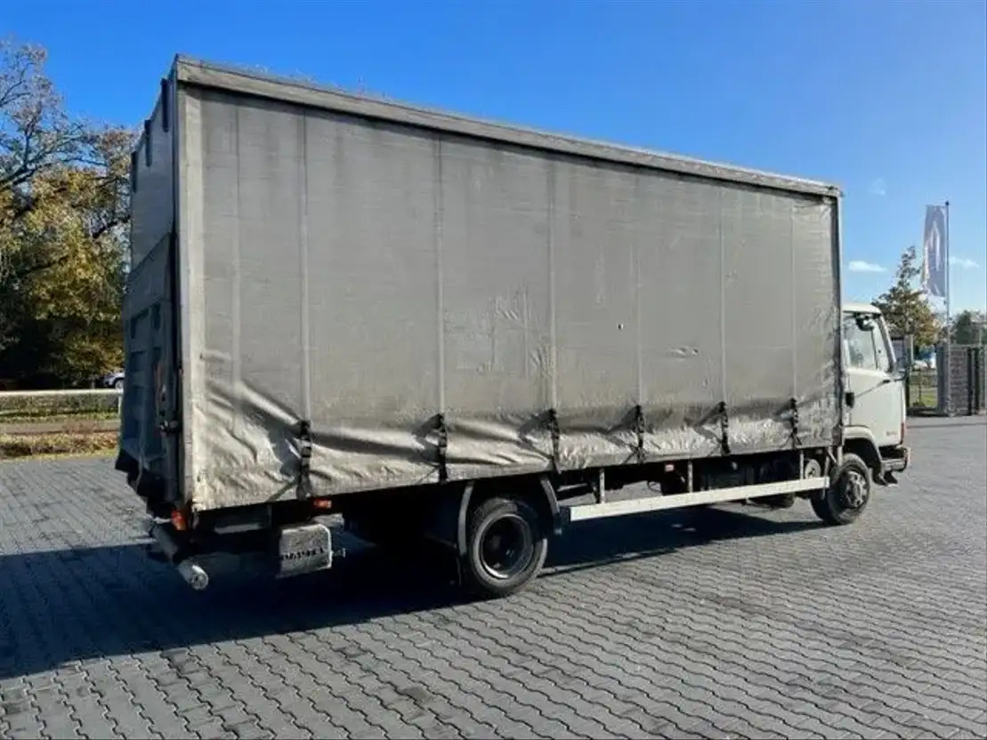 DAF LF 45.160 FA45.160 - Camião de lona: foto 3 DAF LF 45.160 FA45.160 - Camião de lona: foto 3