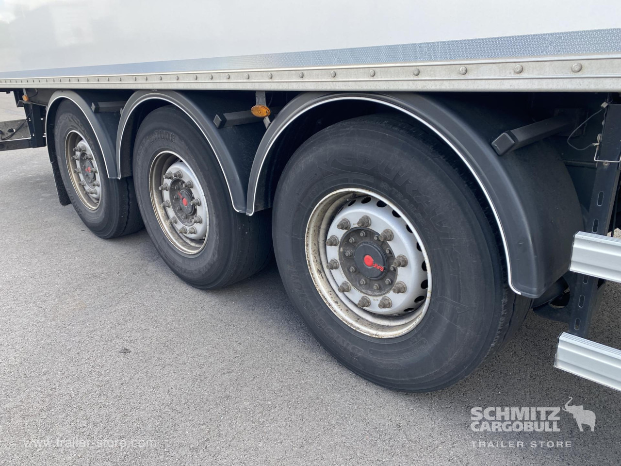 FRUEHAUF Dryfreight Standard - Semi-reboque furgão: foto 3 FRUEHAUF Dryfreight Standard - Semi-reboque furgão: foto 3