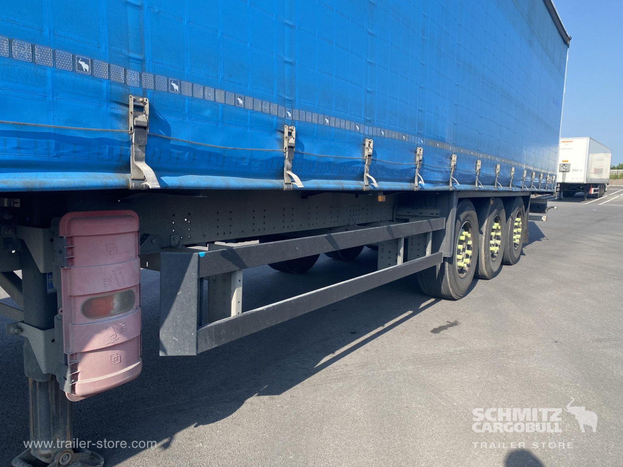SCHMITZ Curtainsider Standard - Semi-reboque de lona: foto 4 SCHMITZ Curtainsider Standard - Semi-reboque de lona: foto 4