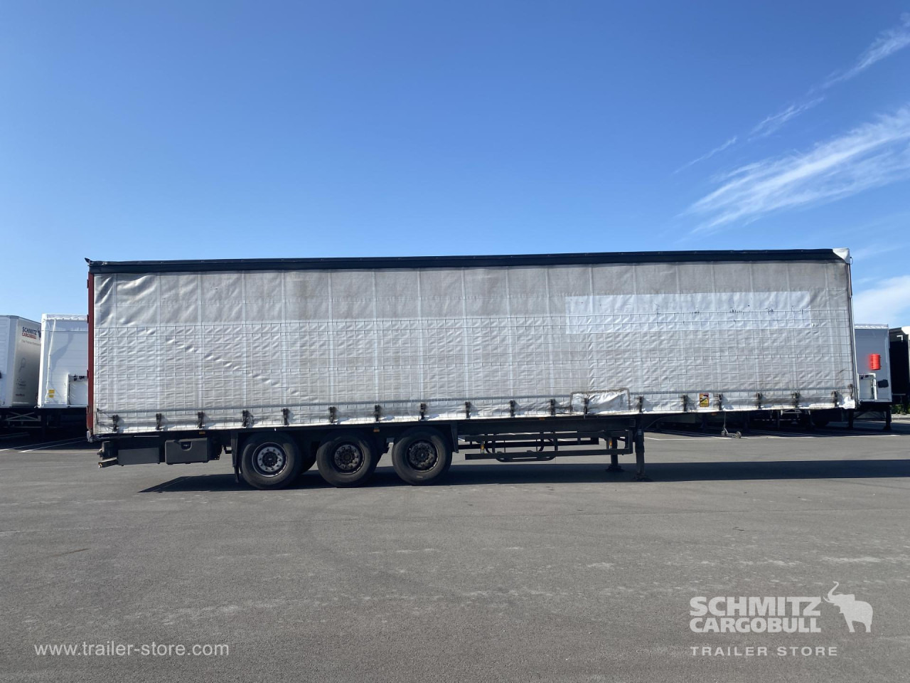 SCHMITZ Curtainsider Standard - Semi-reboque de lona: foto 4 SCHMITZ Curtainsider Standard - Semi-reboque de lona: foto 4