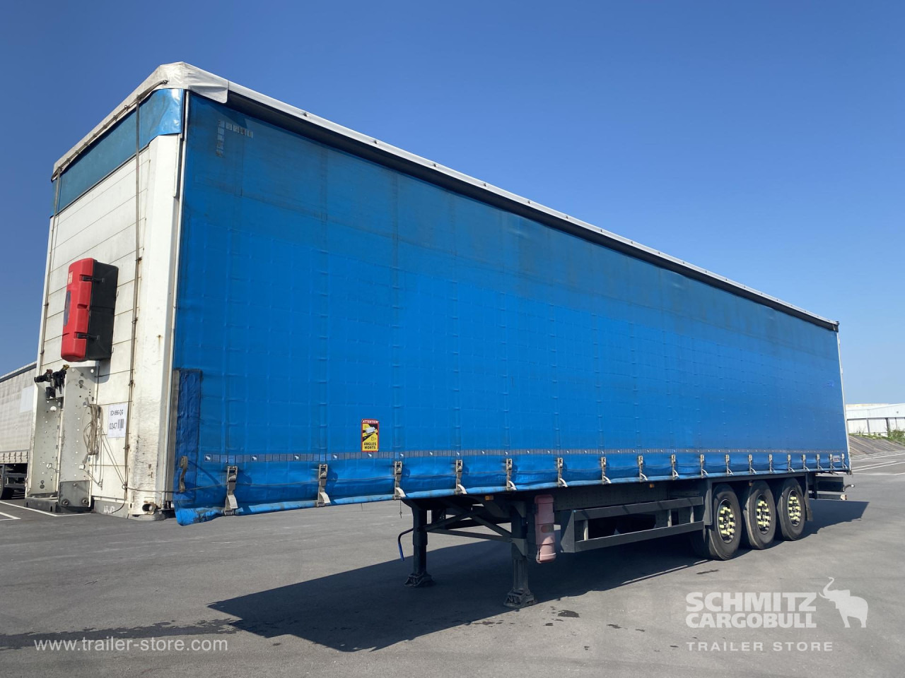 SCHMITZ Curtainsider Standard - Semi-reboque de lona: foto 1 SCHMITZ Curtainsider Standard - Semi-reboque de lona: foto 1