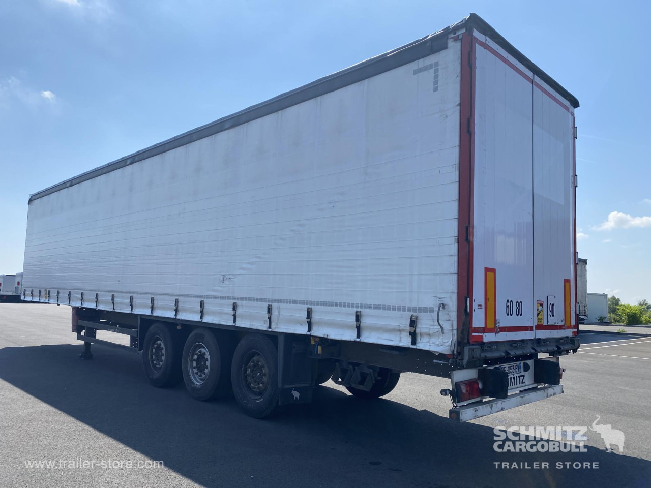 SCHMITZ Curtainsider Standard - Semi-reboque de lona: foto 5 SCHMITZ Curtainsider Standard - Semi-reboque de lona: foto 5
