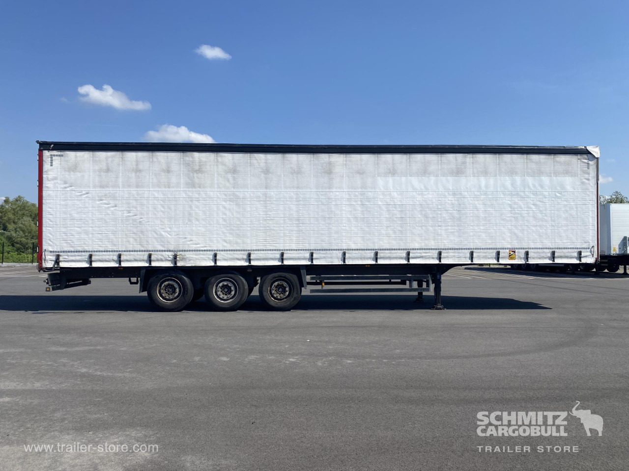 SCHMITZ Curtainsider Standard - Semi-reboque de lona: foto 2 SCHMITZ Curtainsider Standard - Semi-reboque de lona: foto 2