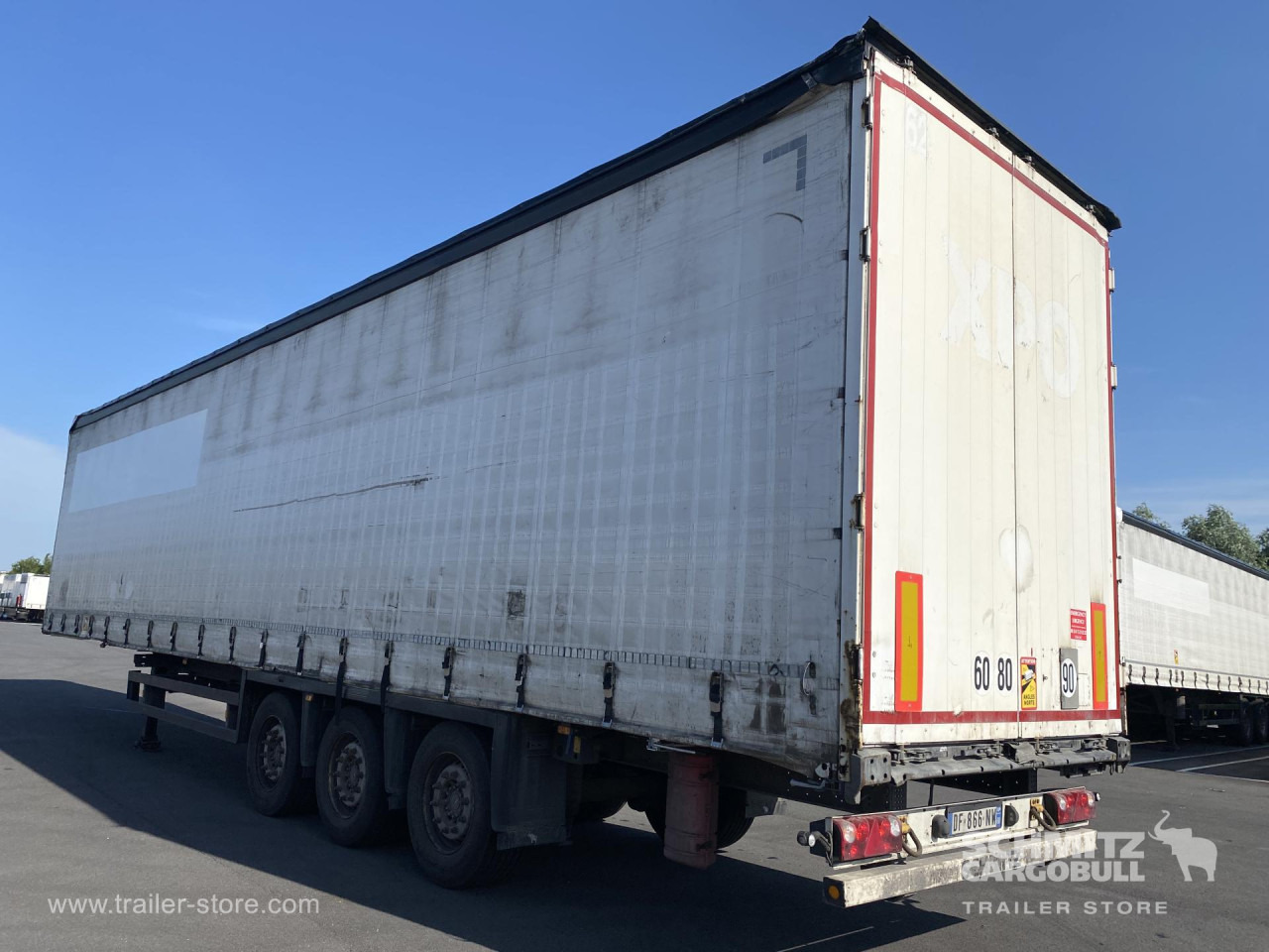 SCHMITZ Curtainsider Standard - Semi-reboque de lona: foto 4 SCHMITZ Curtainsider Standard - Semi-reboque de lona: foto 4