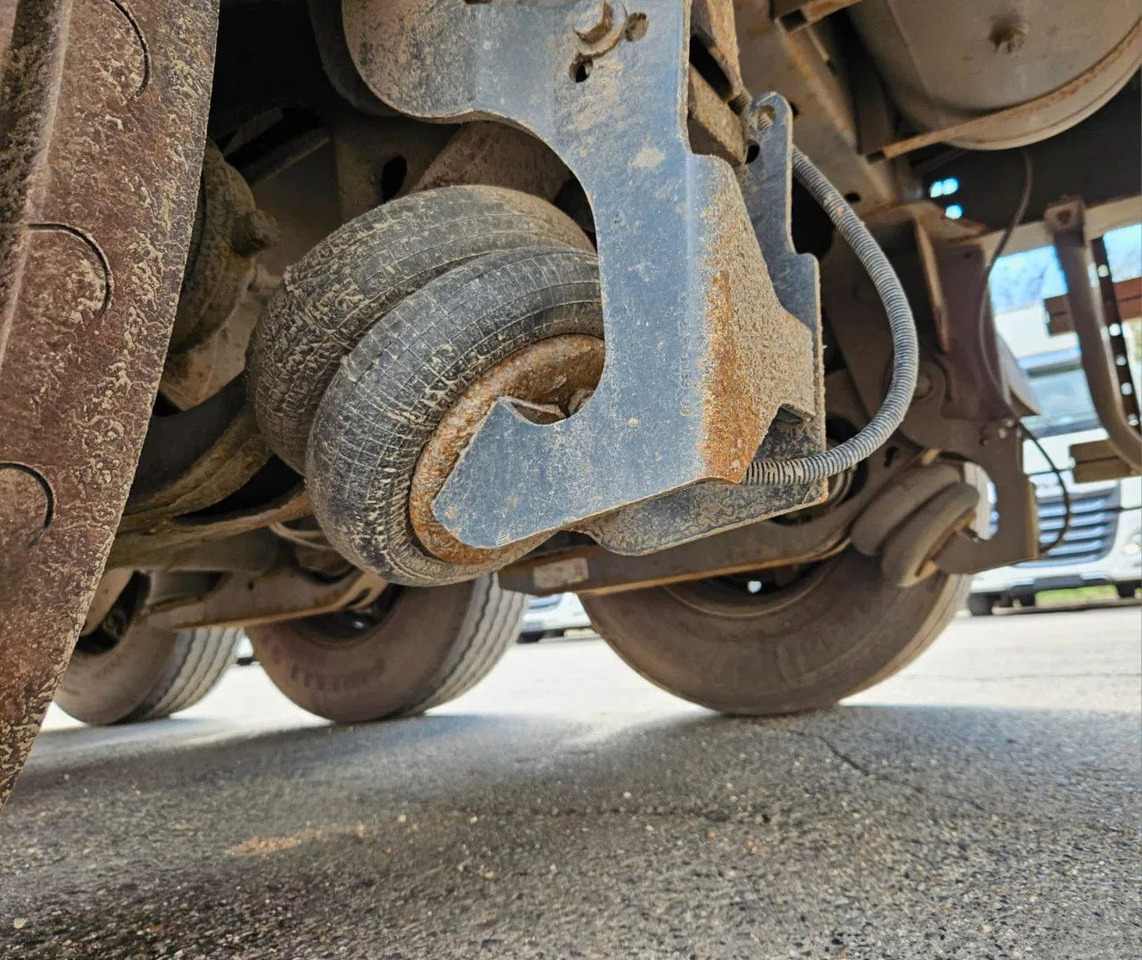 Semi-reboque basculante Bodex KIS3B 40m3: foto 11 Semi-reboque basculante Bodex KIS3B 40m3: foto 11