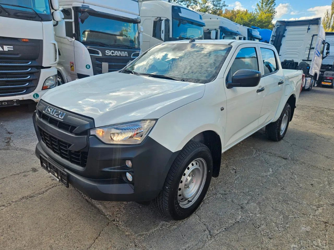Isuzu D-Max 2H, 4H, 4L - SUV: foto 1 Isuzu D-Max 2H, 4H, 4L - SUV: foto 1