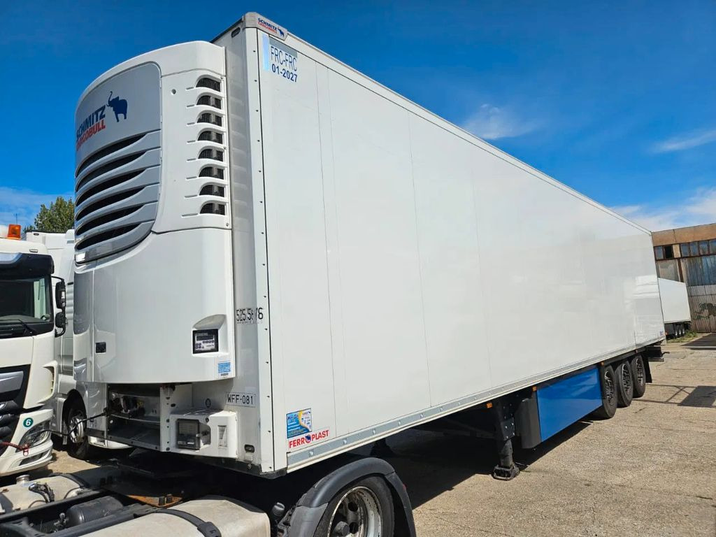 Semi-reboque frigorífico Schmitz Cargobull SCB S3B Multi Temp 3728 working hours: foto 1