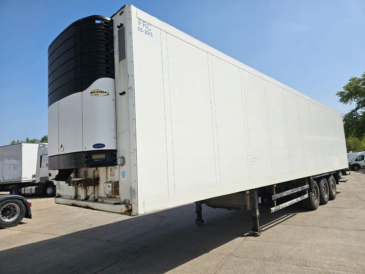 Schmitz Cargobull SKO24 Carrier Maxima 1300 Tail Lift, A axle lift - Semi-reboque frigorífico: foto 1 Schmitz Cargobull SKO24 Carrier Maxima 1300 Tail Lift, A axle lift - Semi-reboque frigorífico: foto 1