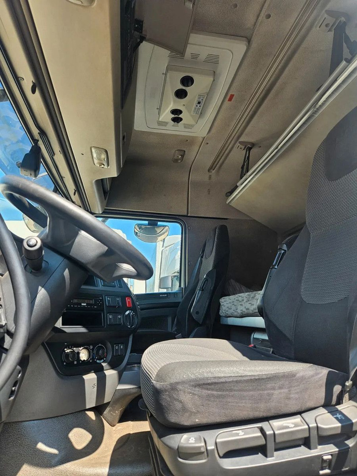 DAF XF 460 Mega Standklima Space Cab - Tractor: foto 5 DAF XF 460 Mega Standklima Space Cab - Tractor: foto 5