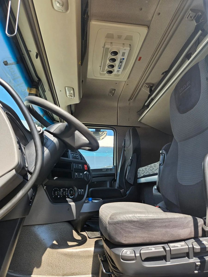 DAF XF 460 Space Cab Standklima 2 units - Tractor: foto 5 DAF XF 460 Space Cab Standklima 2 units - Tractor: foto 5